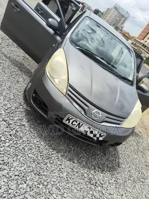 Nissan Note 2010 Silver