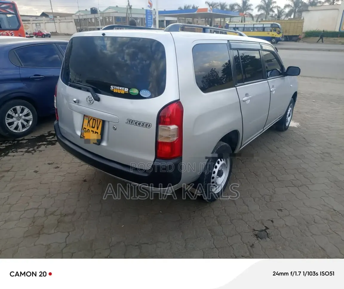 Toyota Succeed 2019 Silver