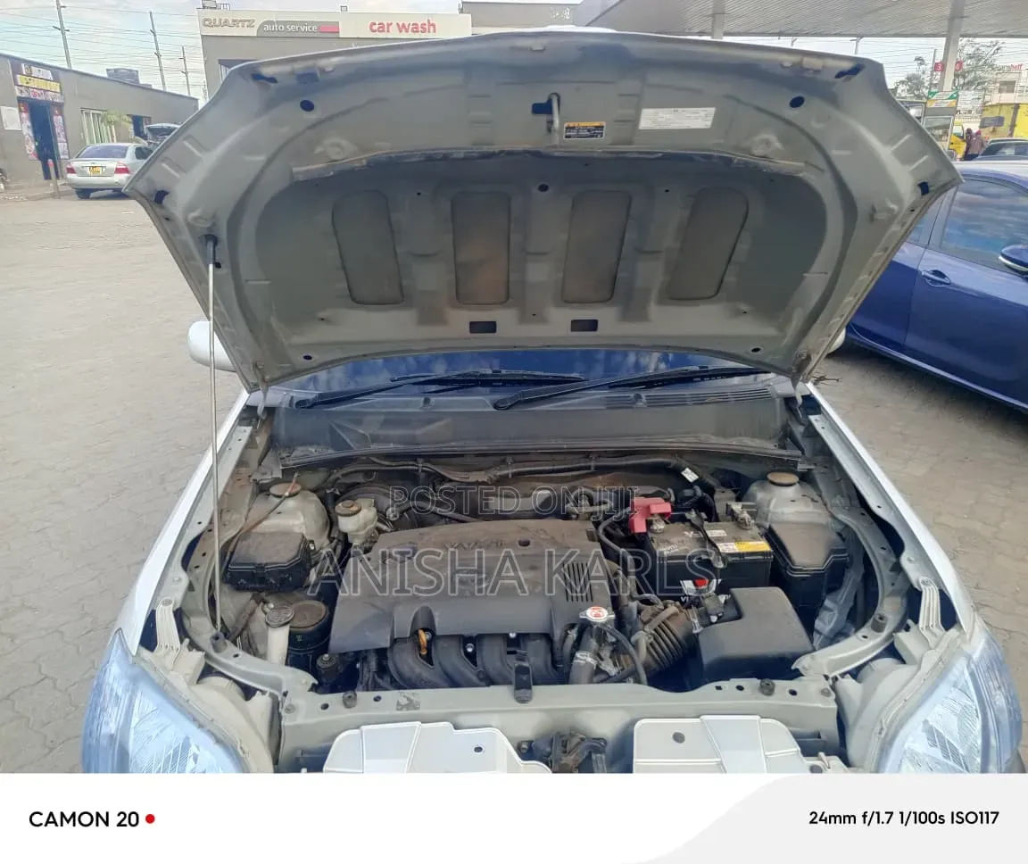 Toyota Succeed 2019 Silver