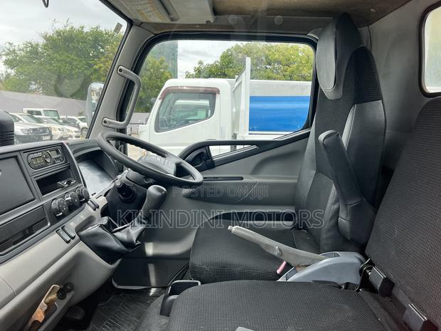 Fuso Canter Long Chase Very Clean - thumbnail 5