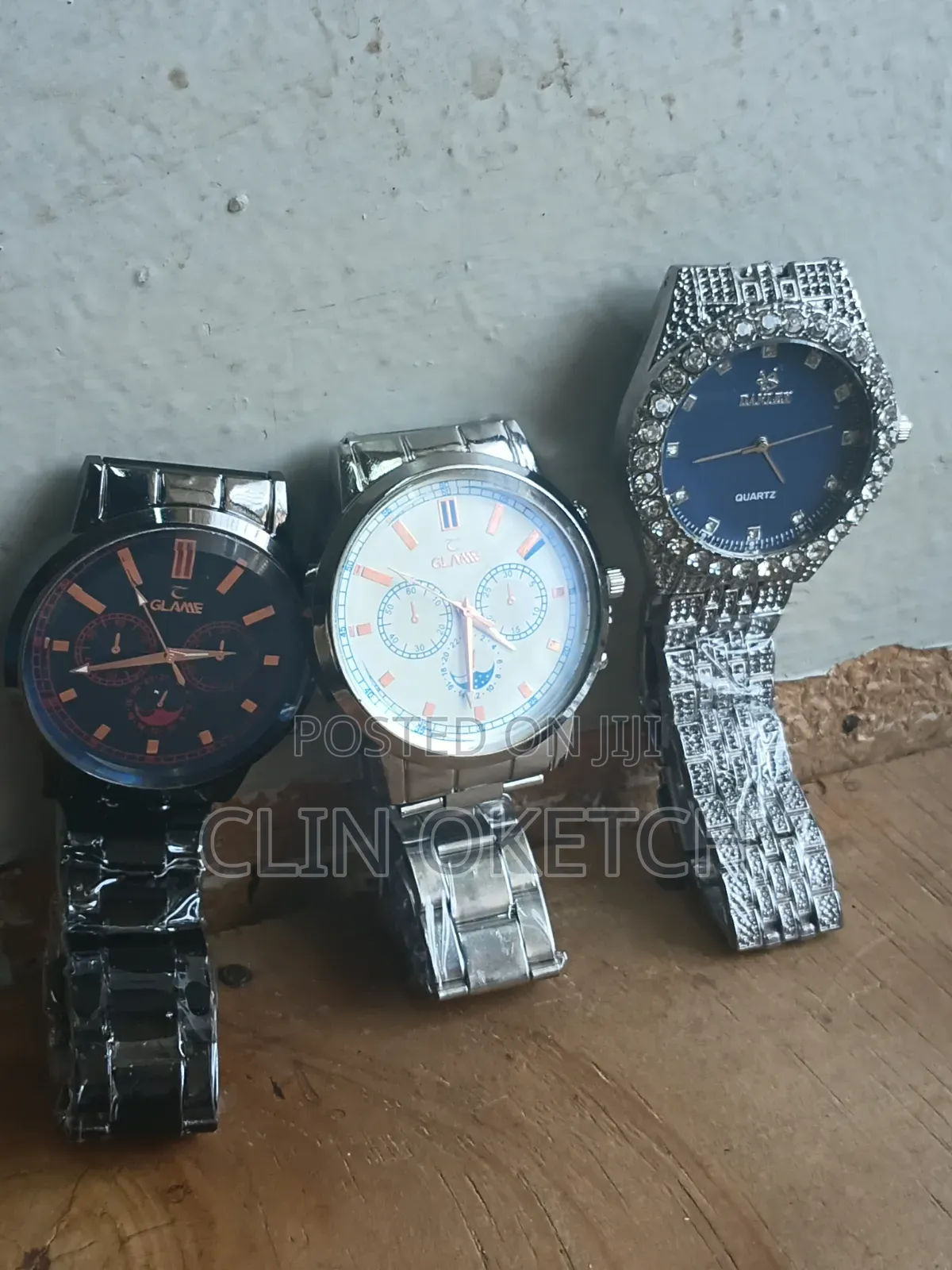 Smart Classy Watches Available