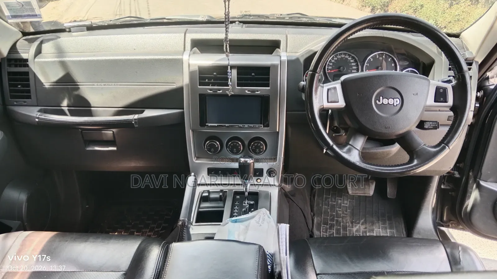 Jeep Cherokee 2010 Black