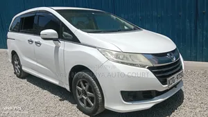 Honda Odyssey 2.4 G 2WD (7 seater) 2014 White