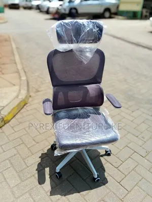 Modern Mesh Swivel Chair With White Frame and Armrests