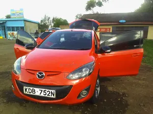 Mazda Demio 2013 Red