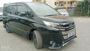Toyota Noah 2.0 FWD (6 Seater) 2019 Black