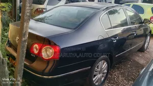 Volkswagen Passat 2.0 TDI Automatic 2007 Black