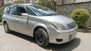 Toyota Opa 2.0 FWD 2003 Silver