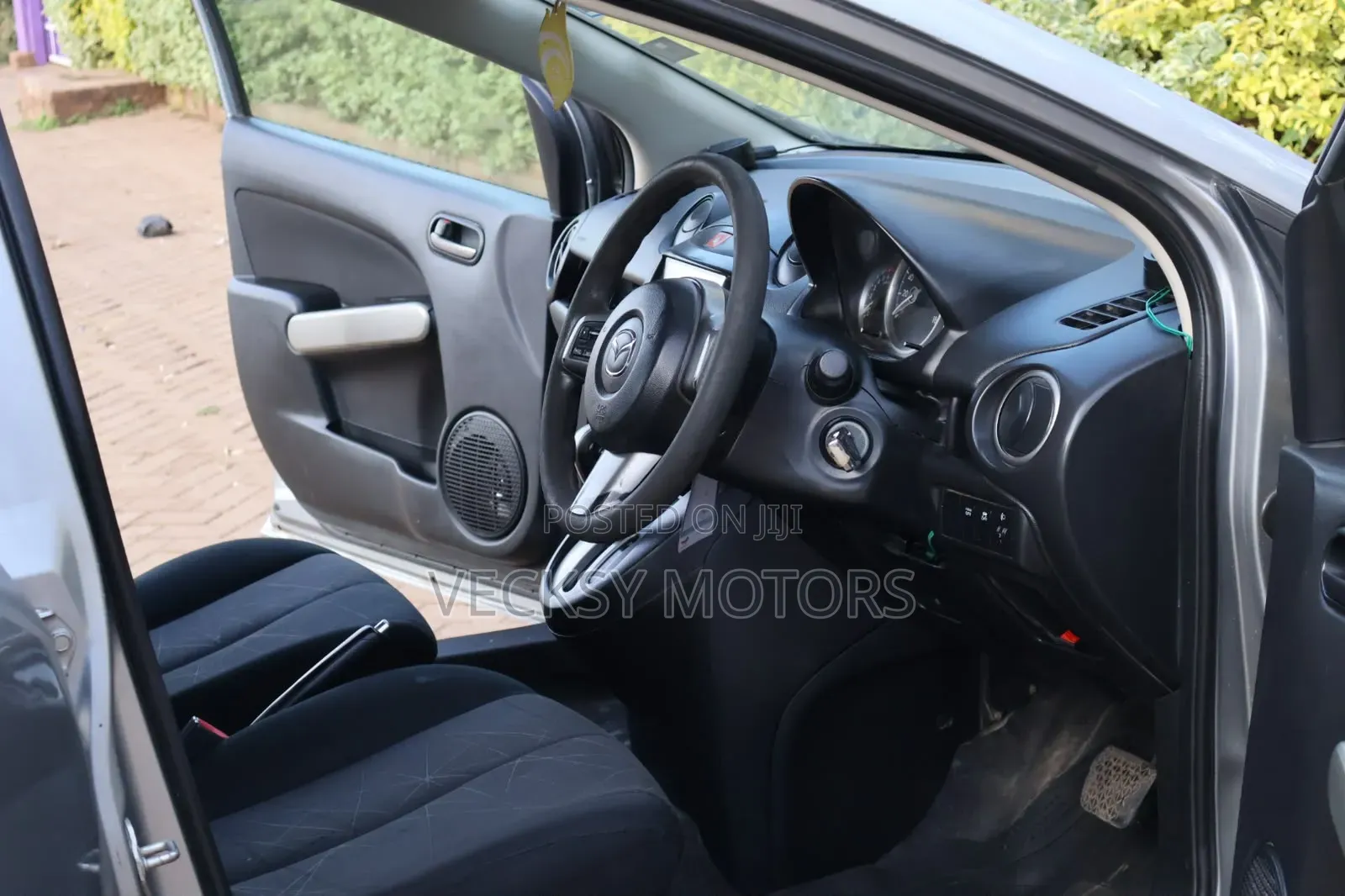 Mazda Demio 2013 Gray