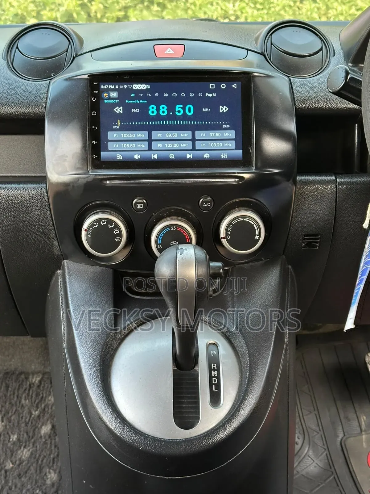 Mazda Demio 2013 Gray