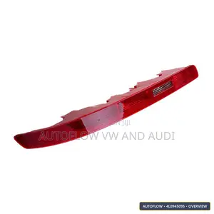 Audi Q7 Mk1 Pre-Facelift Left Rear Bumper Reflector Lights 4L