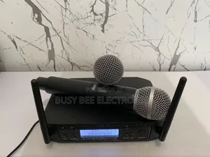 GLXD4 UHF Wireless Microphone System