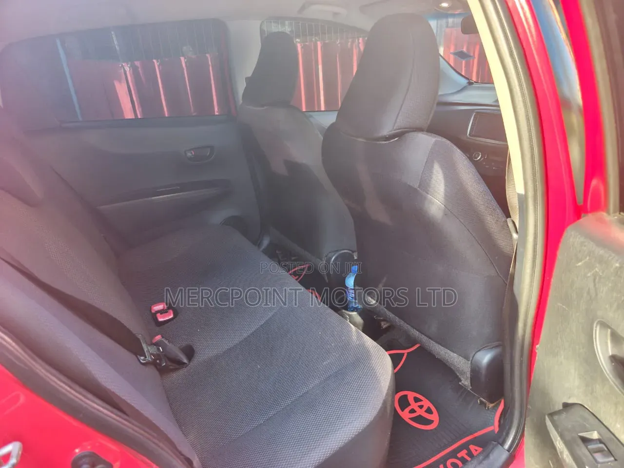 Toyota Vitz 2012 Red