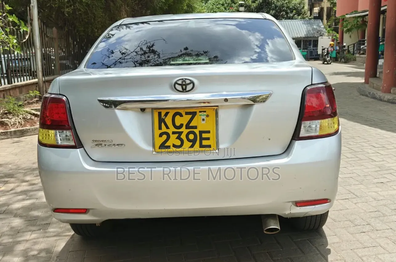 Toyota Axio 1.5 X 2WD 2013 Silver