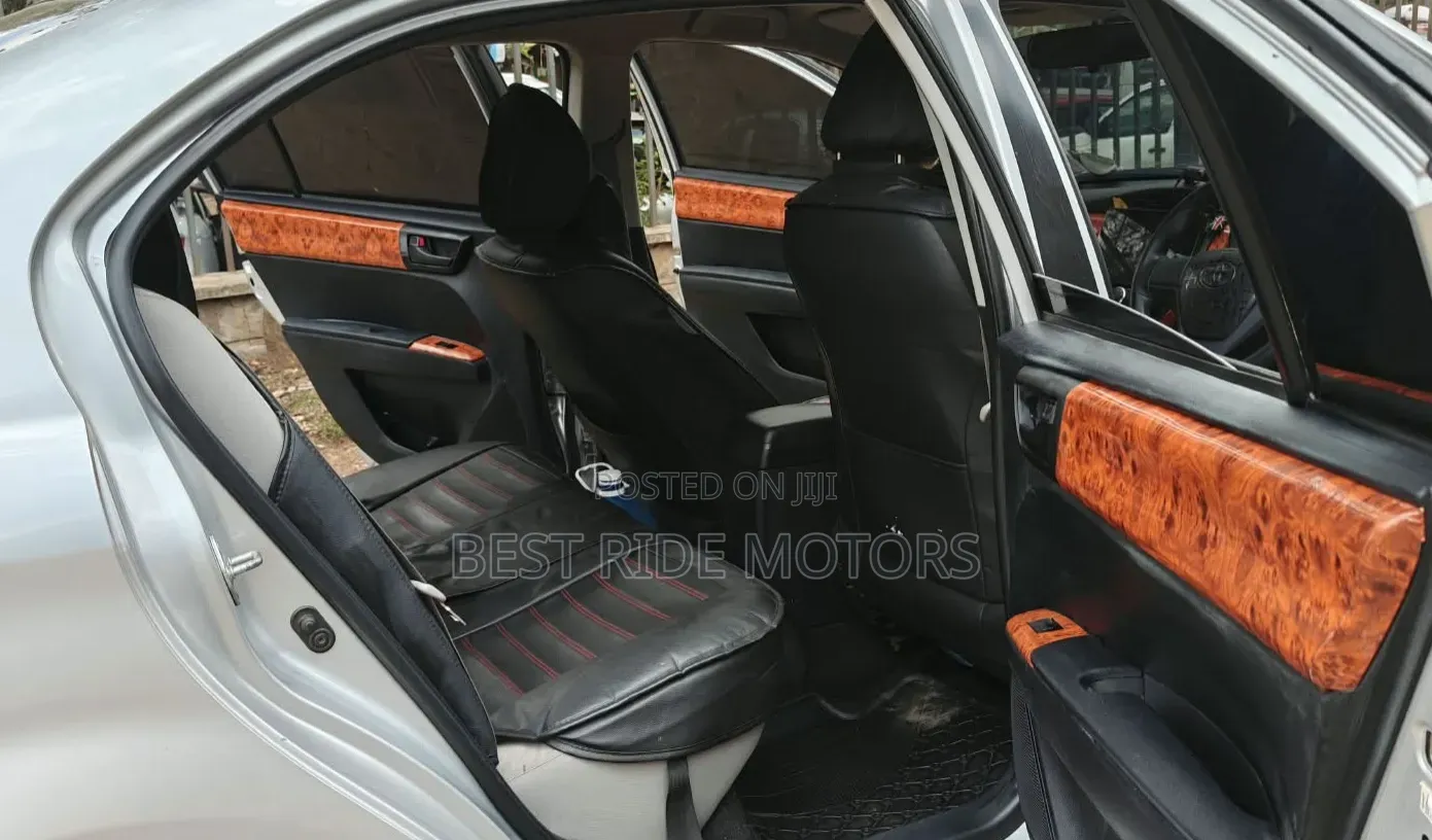 Toyota Axio 1.5 X 2WD 2013 Silver