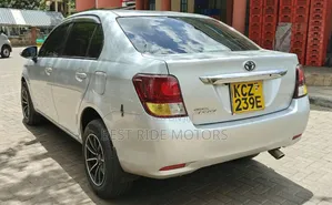 Toyota Axio 1.5 X 2WD 2013 Silver