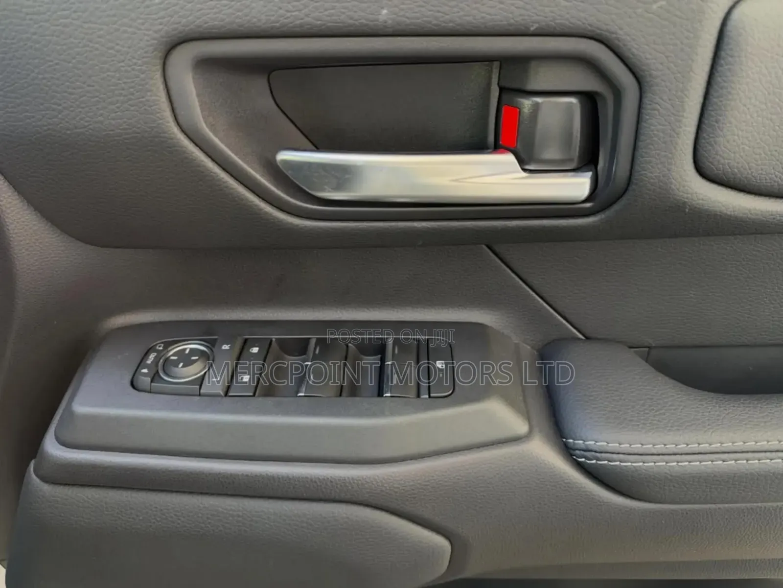 Toyota Land Cruiser Prado 2.8 2024 White