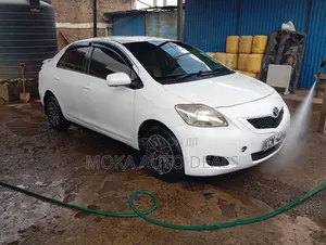 Toyota Belta 2010 White