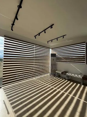 Enjoy Greater Control Over Glare and Incoming Daylight While Working.