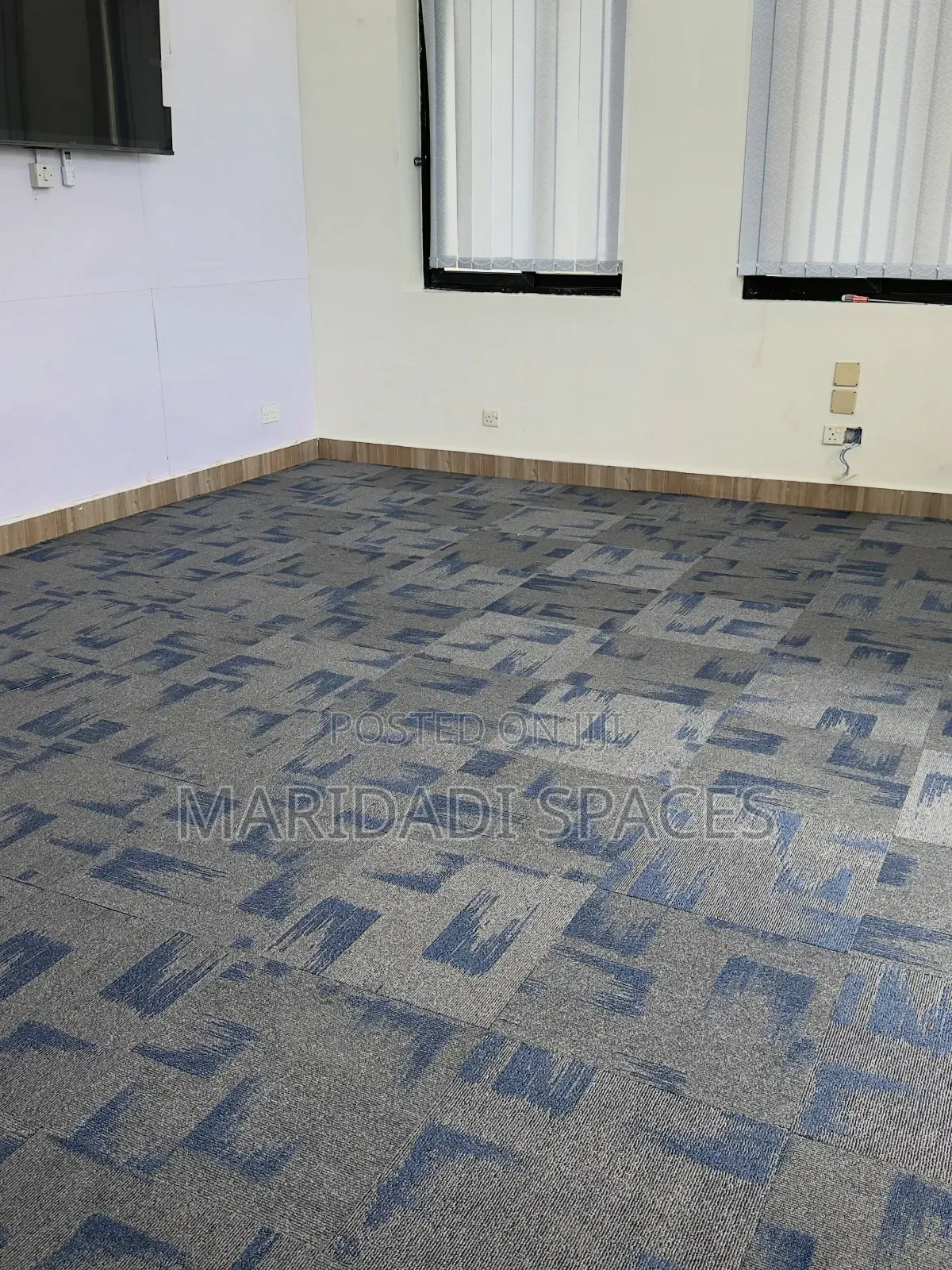 Say Goodbye to Boring Walls / Tile Carpet