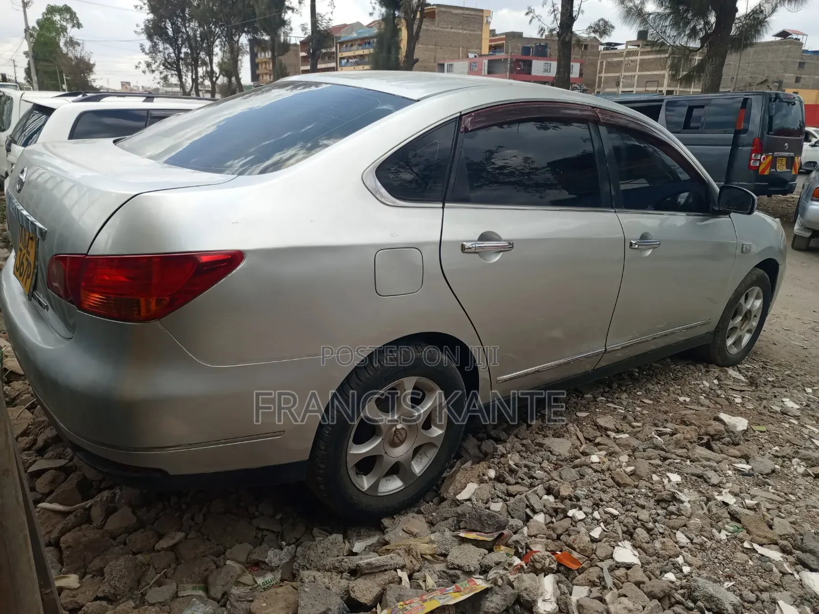 Nissan Bluebird 2009 Silver