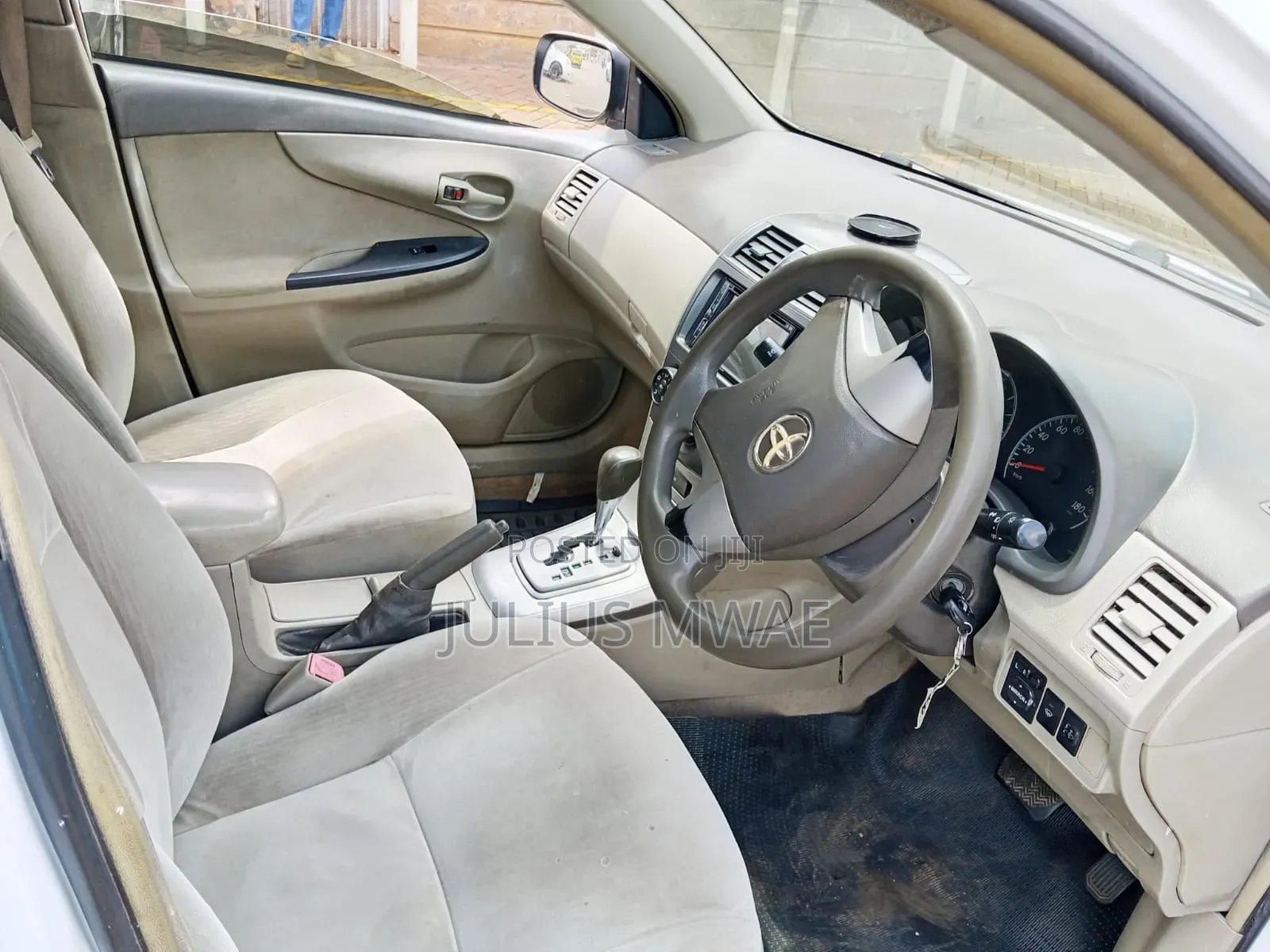 Toyota Axio 2009 White