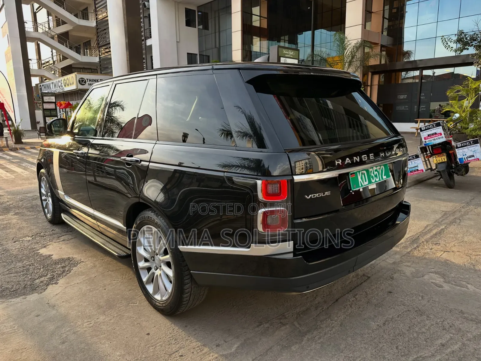 Land Rover Range Rover Vogue 2019 Black