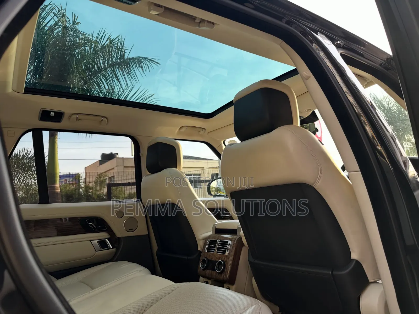 Land Rover Range Rover Vogue 2019 Black