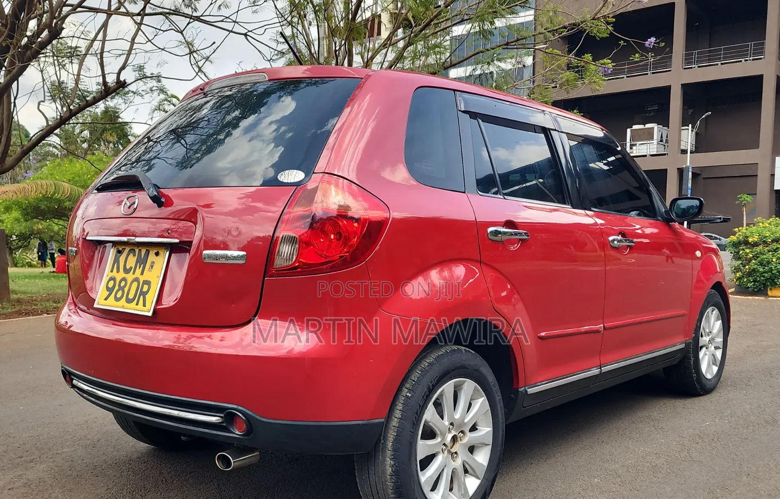 Mazda Verisa 2010 Red