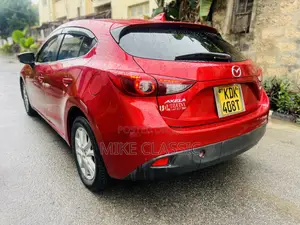 Mazda Axela 2015 Red