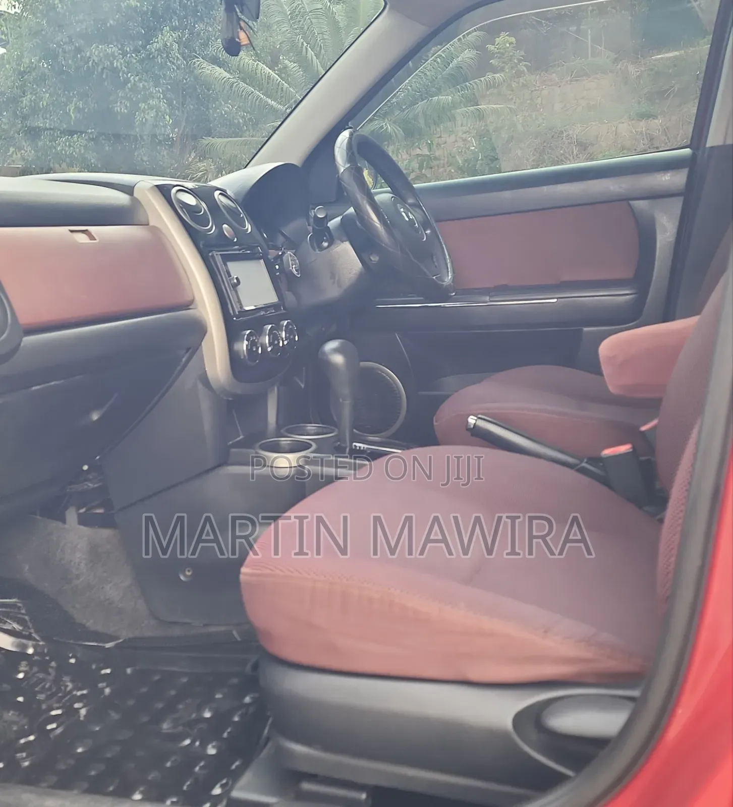 Mazda Verisa 2010 Red