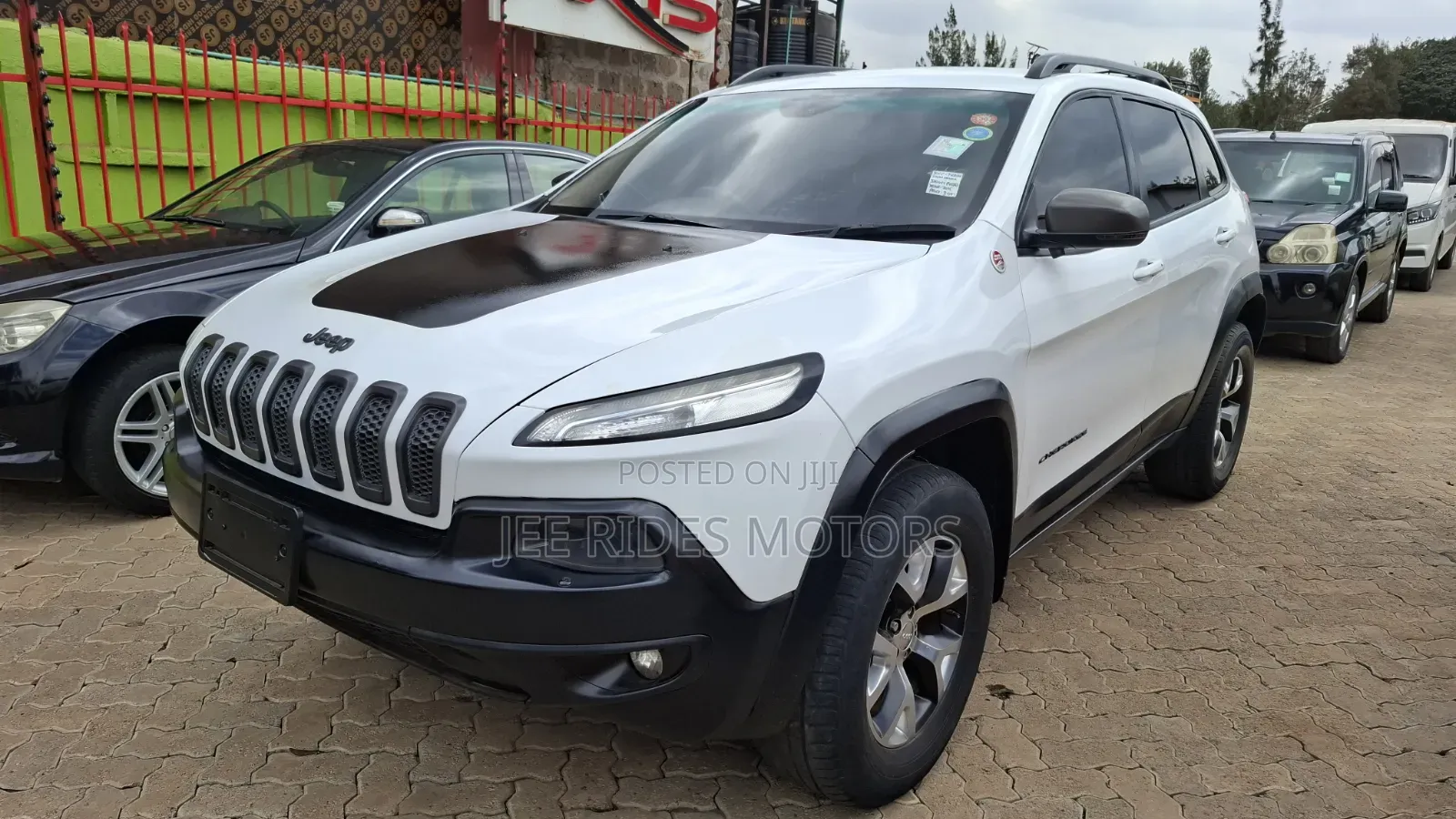 Jeep Cherokee 2015 White