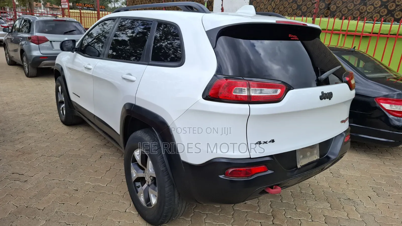 Jeep Cherokee 2015 White