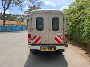 Toyota Hilux 2012 Silver