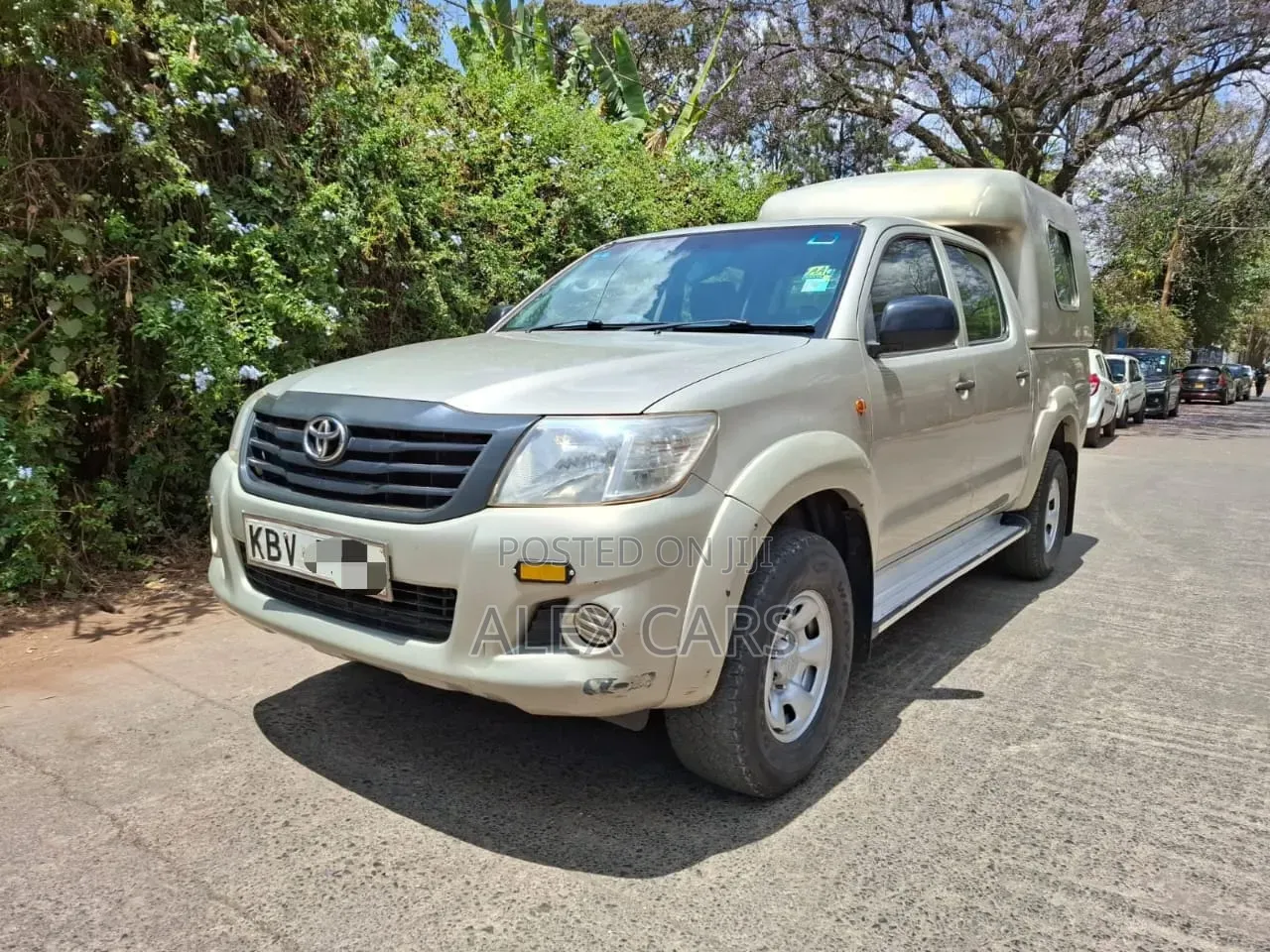 Toyota Hilux 2012 Silver