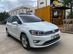 Volkswagen Golf SportWagen 2017 White