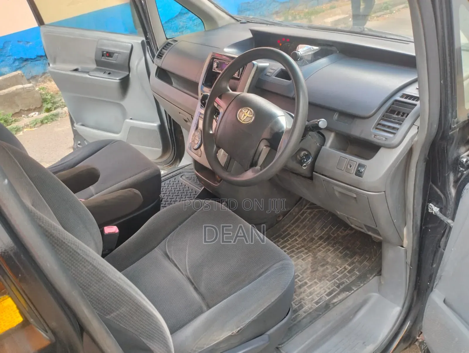 Toyota Noah 2009 Black