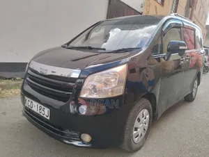 Toyota Noah 2009 Black