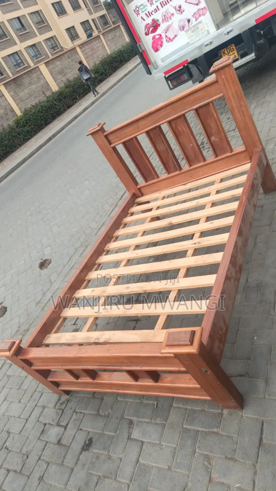 4*6 Bed ( in Good Condition)