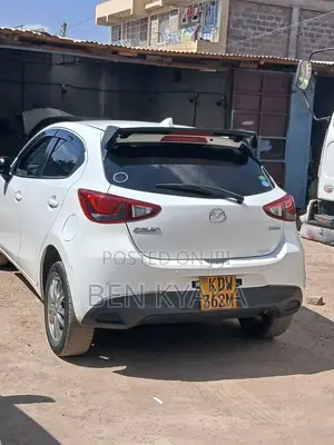 Mazda Demio 2018 White
