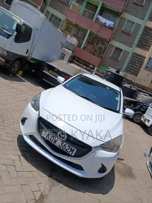 Mazda Demio 2018 White