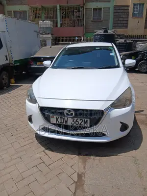 Mazda Demio 2018 White