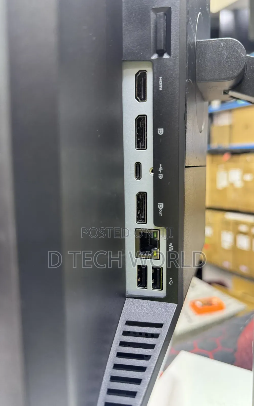 HP E24m G4 FHD USB-C 
24 Inches FHD Ips 
Resolution: Full HD