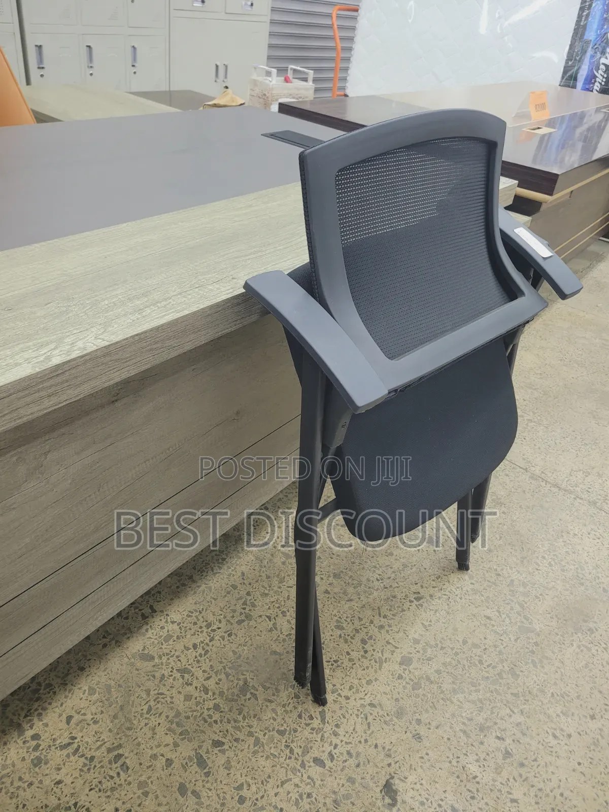 Training Chair With Writing Pad
