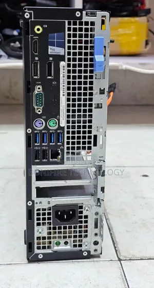 Desktop Computer Dell OptiPlex 7040 8GB Intel Core i7 SSD 256GB
