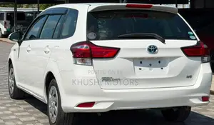 Toyota Corolla Fielder 2019 White
