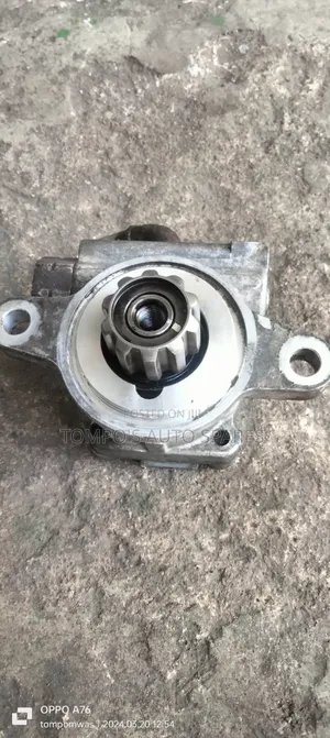 Power Steering Pump 1kd