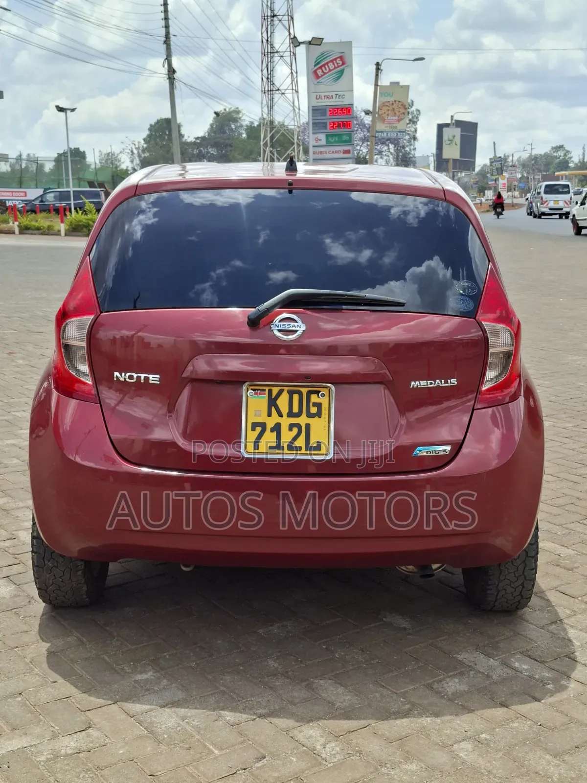 Nissan Note 1.2 Petrol 2015 Red