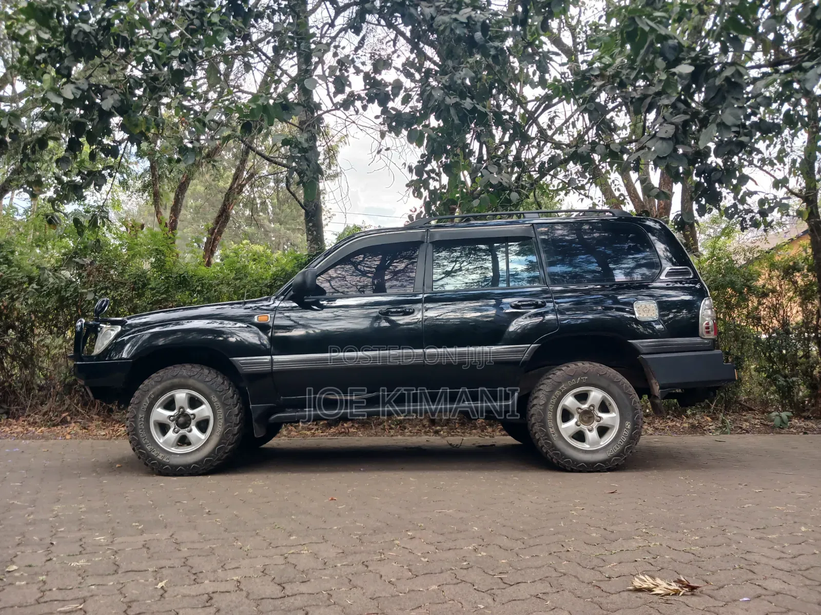 Toyota Land Cruiser 2003 Black