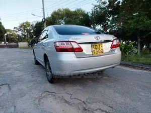 Toyota Premio 1.8 AWD 2016 Silver